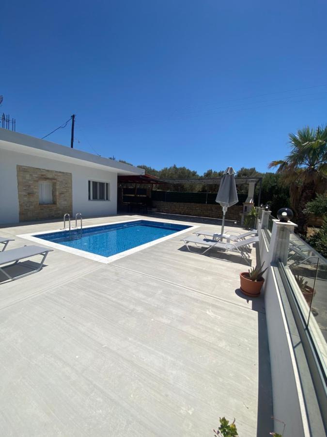 Maria Place Triopetra Luaran gambar