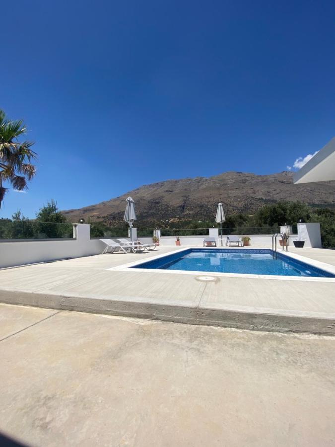 Maria Place Triopetra Luaran gambar