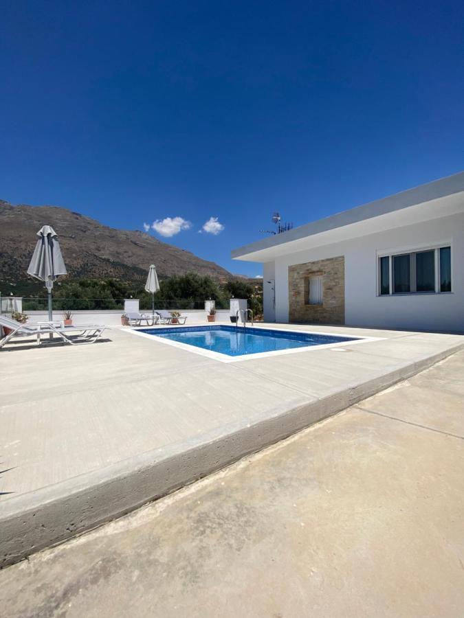 Maria Place Triopetra Luaran gambar